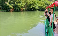 对着它坐上去就不痛了